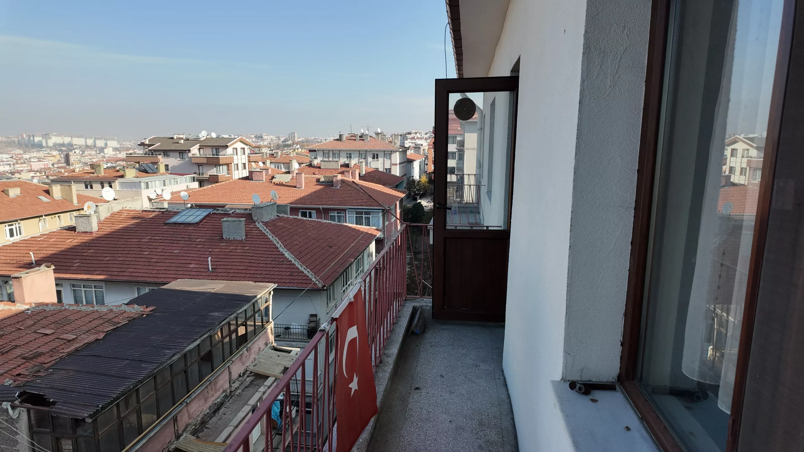 CEBECİ'DE KİRA GETİRİLİ YATIRIMLIK MERKEZİ KONUMDA 2+1 DAİRE - Görsel 4