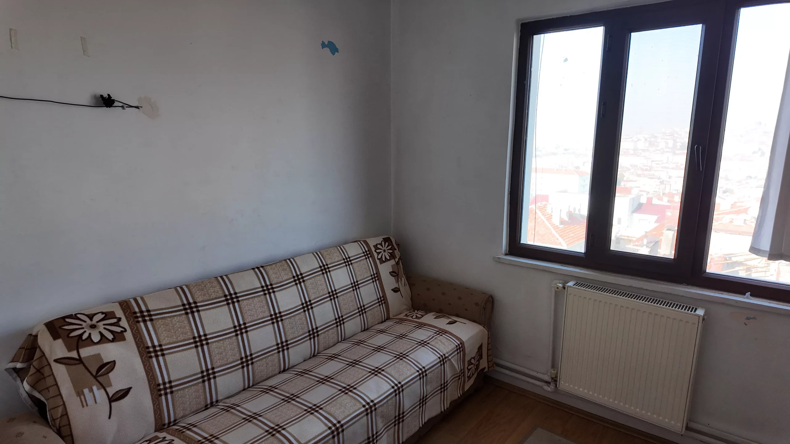 CEBECİ'DE KİRA GETİRİLİ YATIRIMLIK MERKEZİ KONUMDA 2+1 DAİRE - Görsel 6