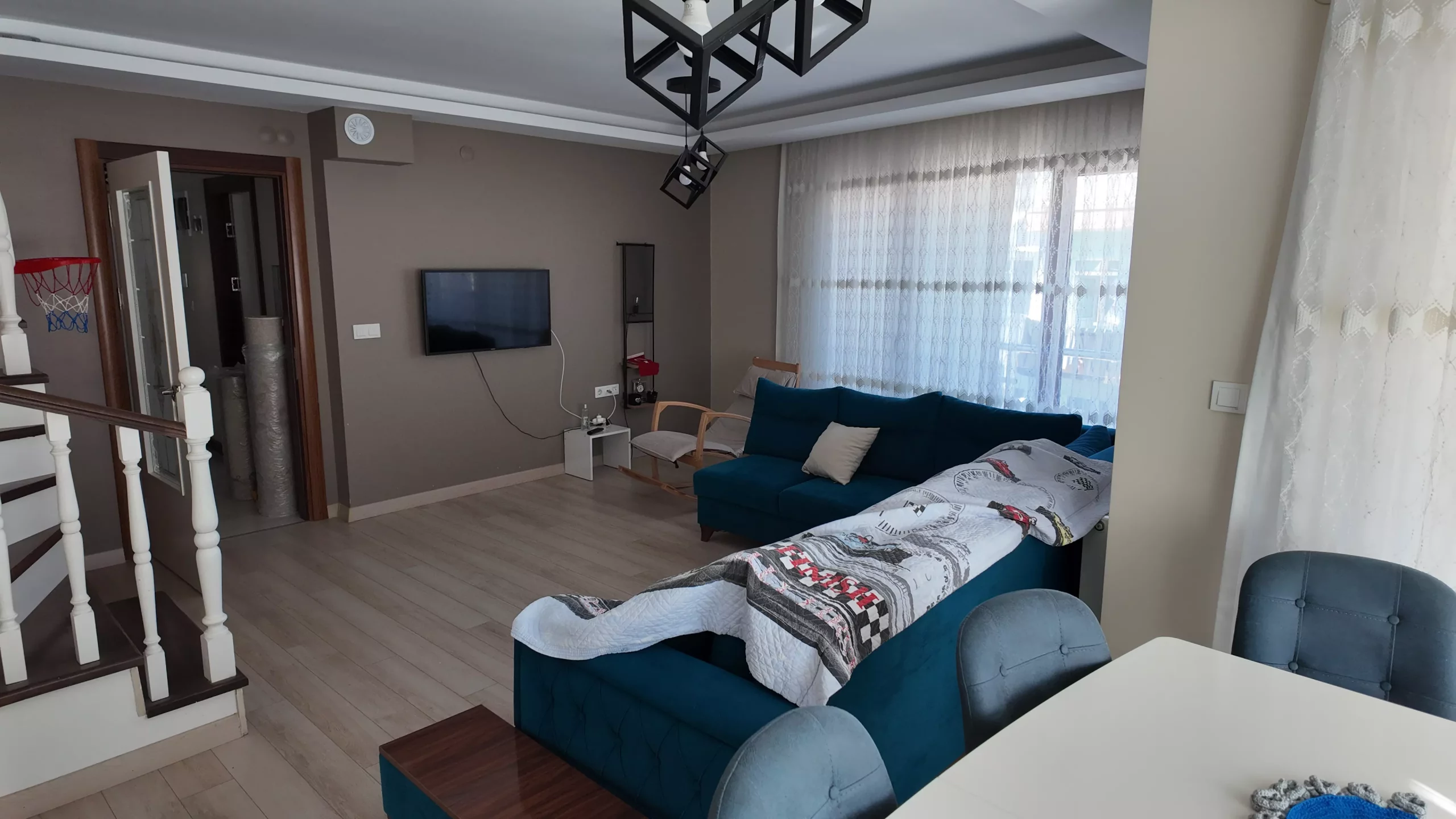 İLERİ MAHALLESİNDE ÇATI DUBLEKS TERASLI GENİŞ 2+1 SATILIK DAİRE