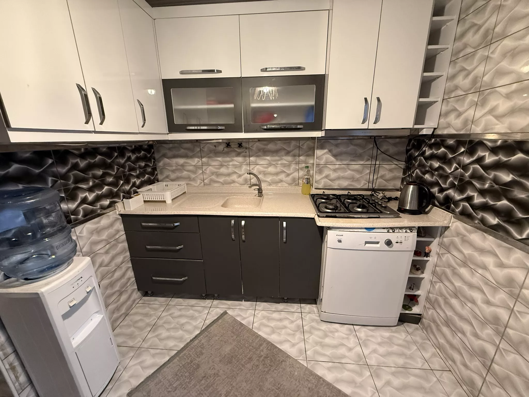 İŞÇİ BLOKLARINDA EŞYALI 3+1 GENİŞ DAİRE CADDE ÜZERİ - Görsel 18