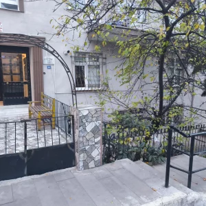 ERTUĞRULGAZİ MAHALLESİNDE GENİŞ KULLANIM ALANI 3+1 KİRALIK DAİRE