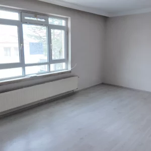 BALGAT'TA MERKEZİ KONUM KOMBİLİ YAPILI 3+1 KİRALIK DAİRE