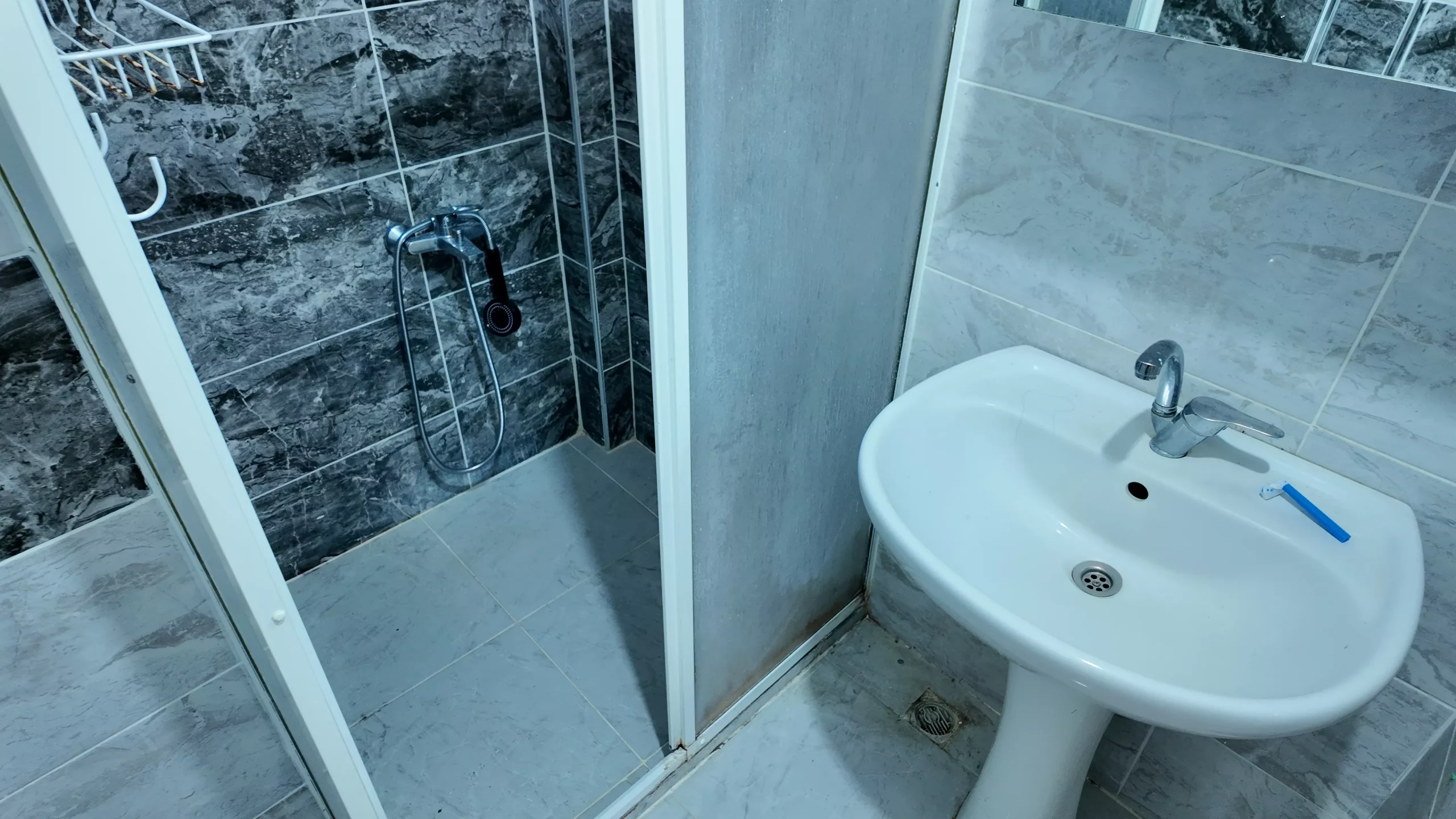 BALGAT'TA MERKEZİ KONUM KOMBİLİ YAPILI 3+1 KİRALIK DAİRE - Görsel 14